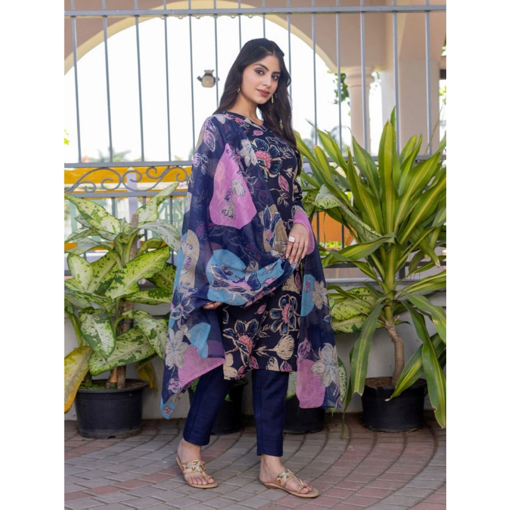 Women's Cotton Blend Printed Kurti With Pant Dupatta Set