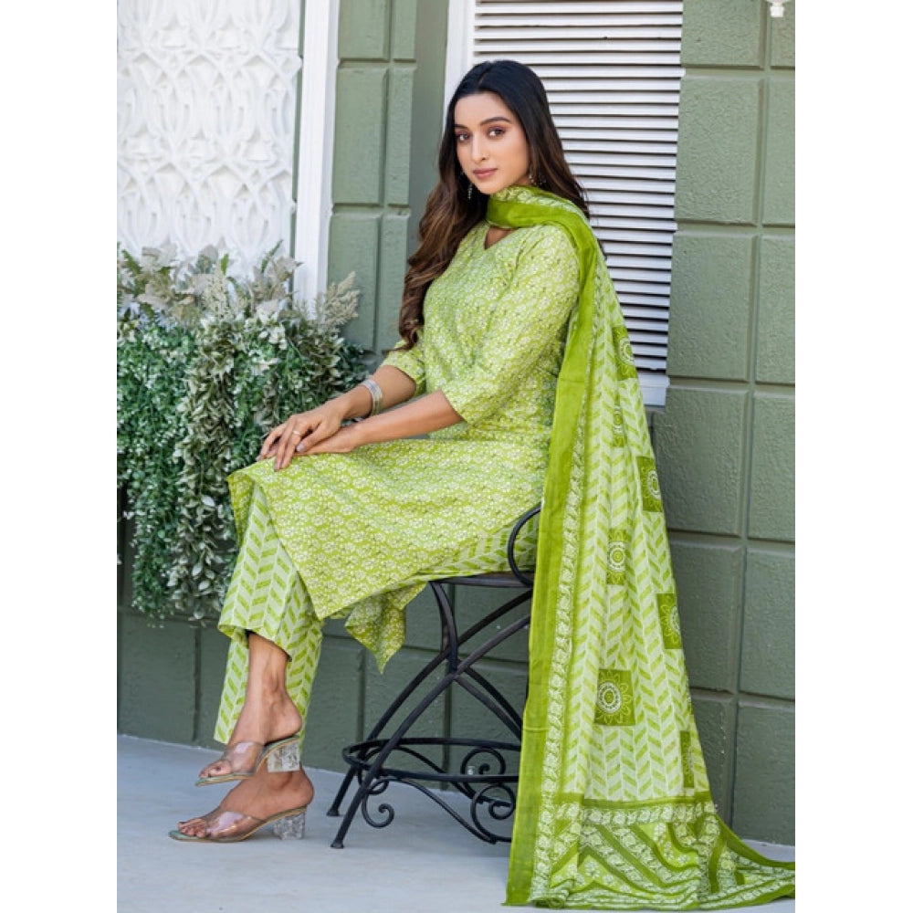 Women's Cotton Blend Printed Kurti With Pant Dupatta Set